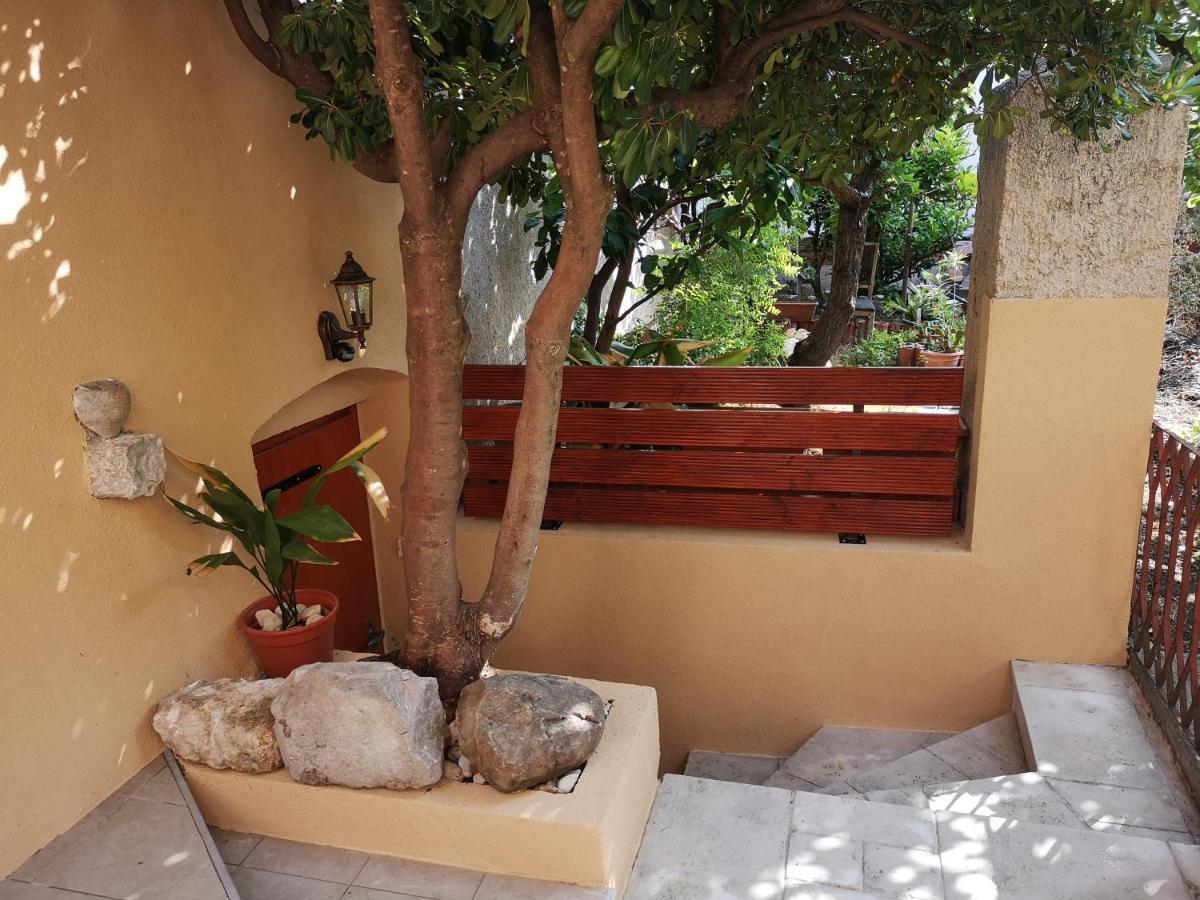 Lux Attic Old Town Rab Apartment Rab Town Exterior photo